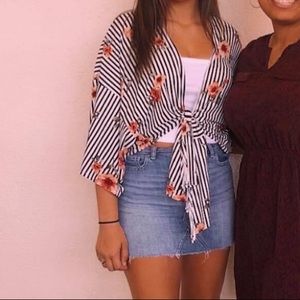 Charlotte Russe | tie front top